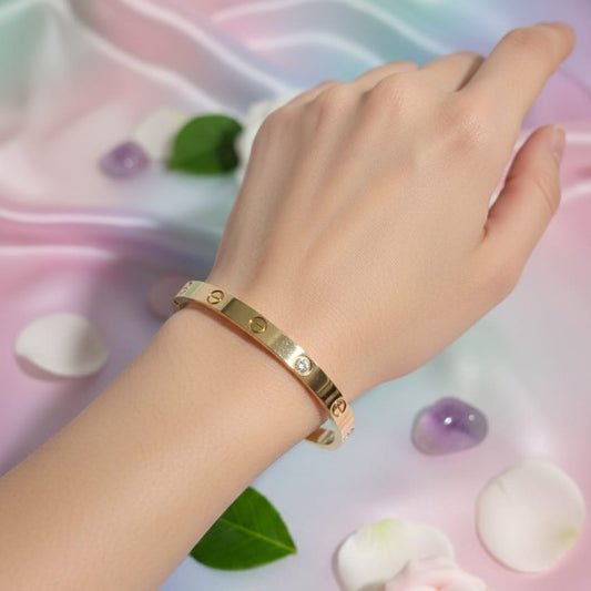 Aura Golden Bracelet