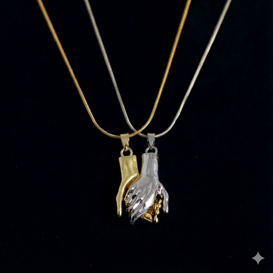 Couple Hands Pendant set