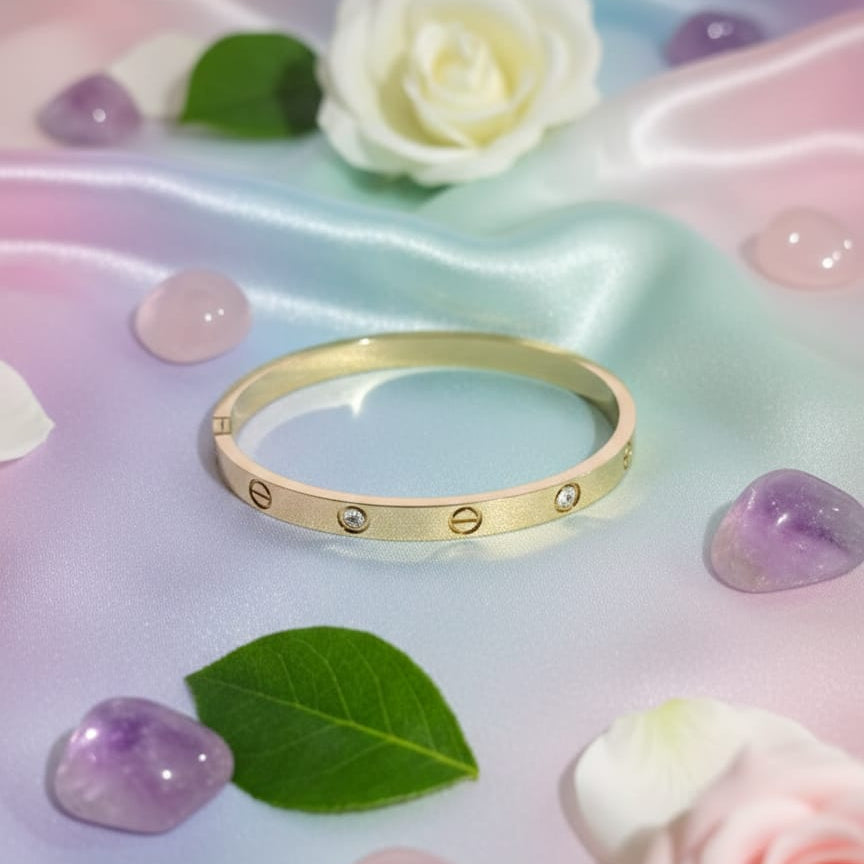 Aura Golden Bracelet